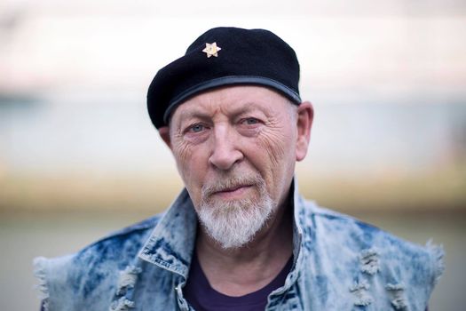 Richard Thompson - Bloody Noses EP (2020) + Live From London: 13 Sep / 27 Sep / 11 Oct