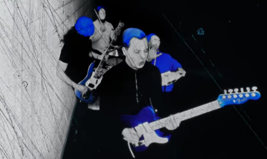 Jack White, nos deleita con su cuarto y azulado disco. Un despelote guitarrero repleto de blues, fuzz, y voces esquizofrénicas
