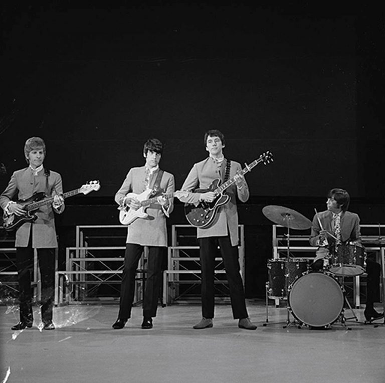 Honeybus "Under the Silent Tree Gentle sounds with strings and