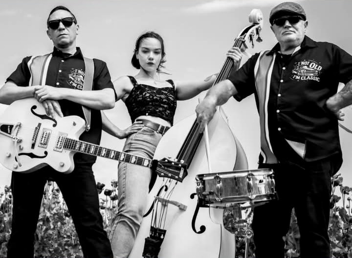 Eliza Stark & The Dappers