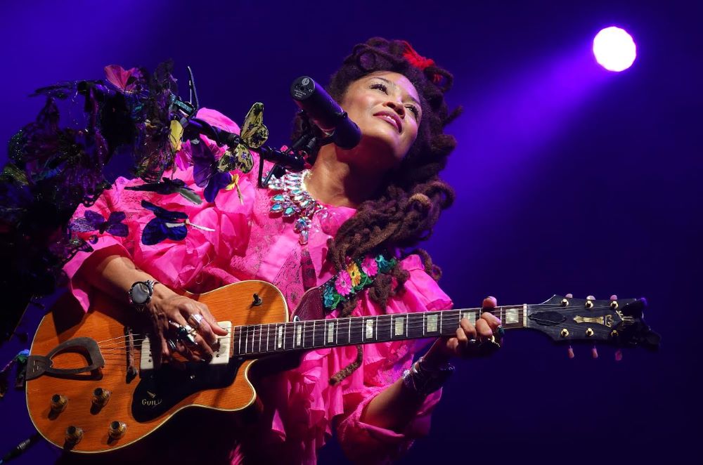 Valerie June en Feroe Festival. Imagen cortesía del fotógrafo Ramrod.