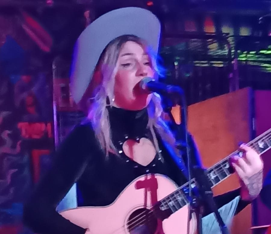 angela hoodoo fun house