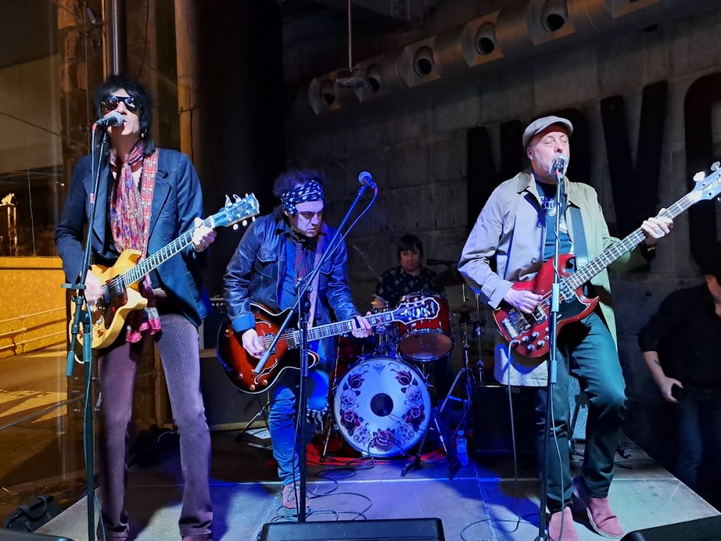 Los Tupper en Nave 9