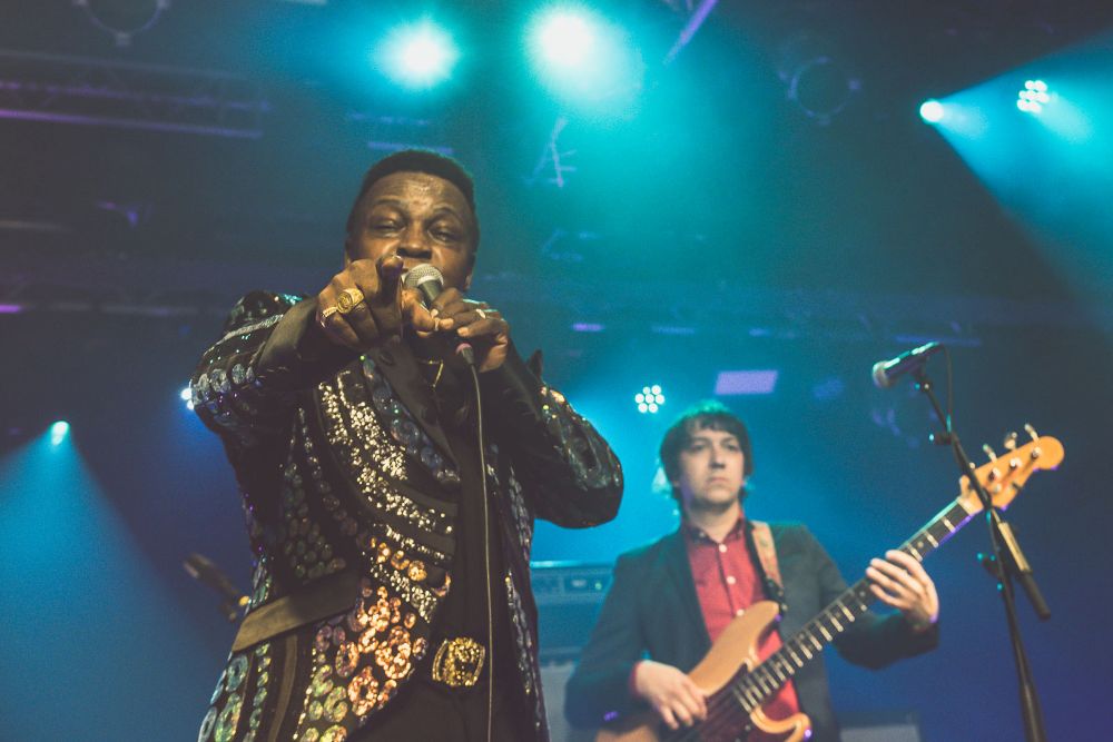Lee fields razzmatazz