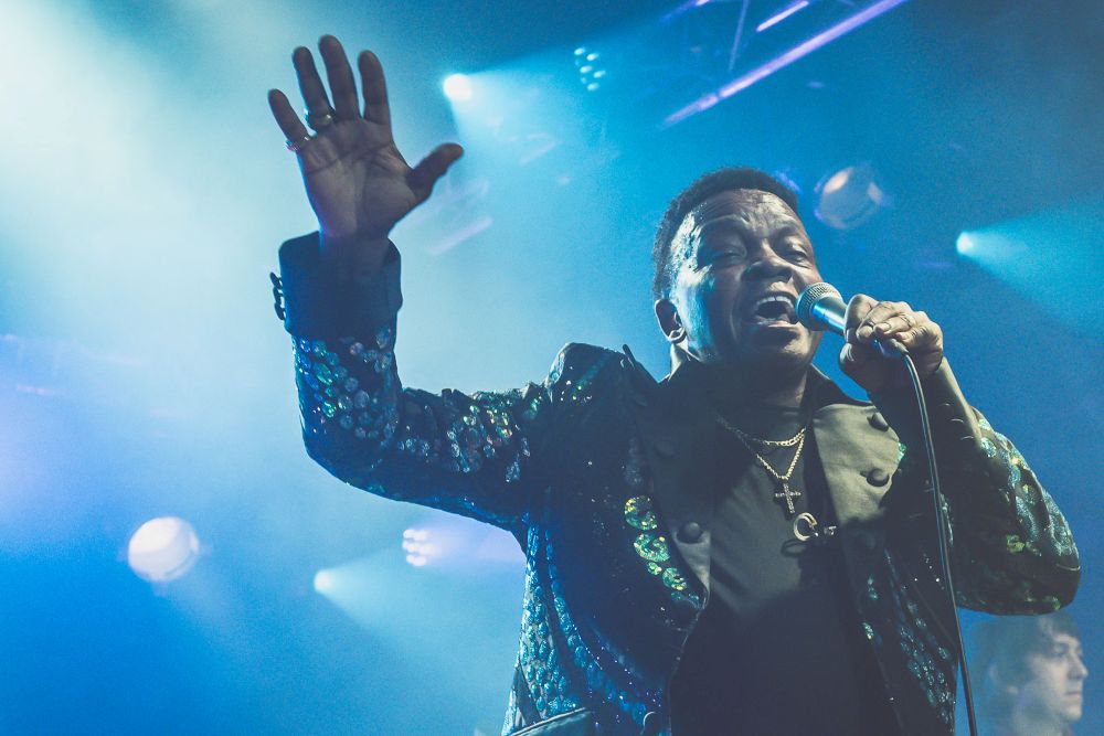 Lee fields razzmatazz