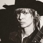 ‘If We Got A Chance’, nuevo single con videoclip de River Shook