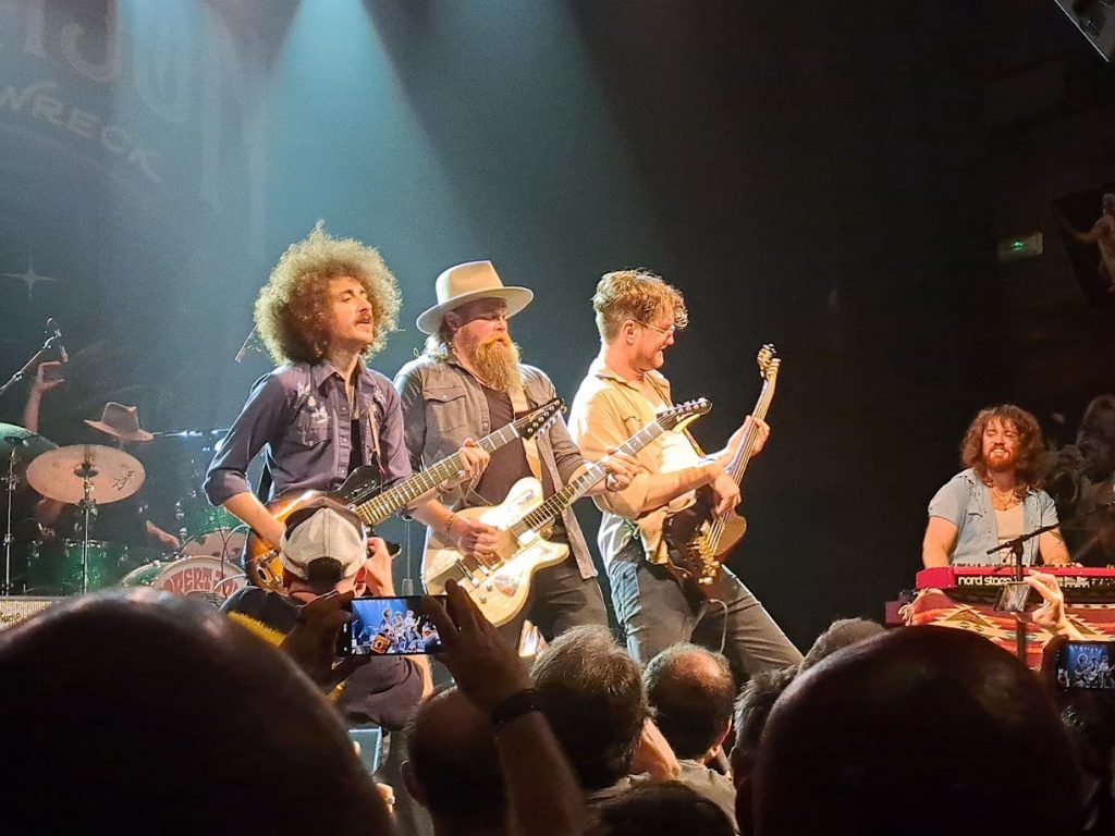 Robert Jon & The Wreck