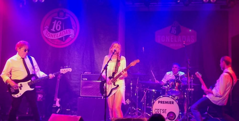 Carolina Otero & The Someone Elses