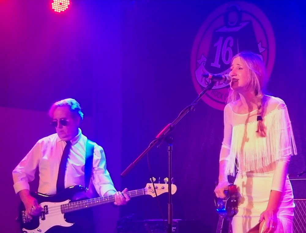 Carolina Otero & The Someone Elses