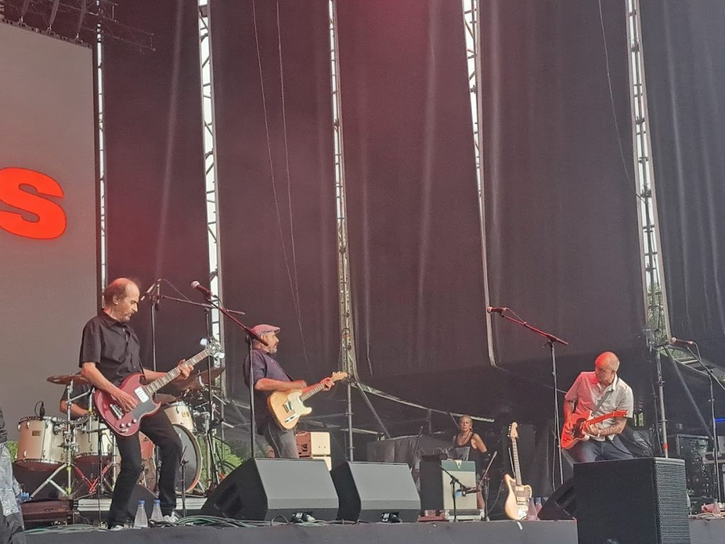 Los Enemigos