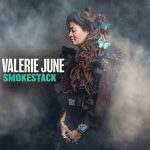 ‘Smokestack’ es la nueva canción de Valerie June, un guiño al clásico de Howlin Wolf